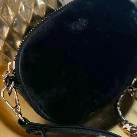 WRISTLET BLACK - Picture 5 of 11